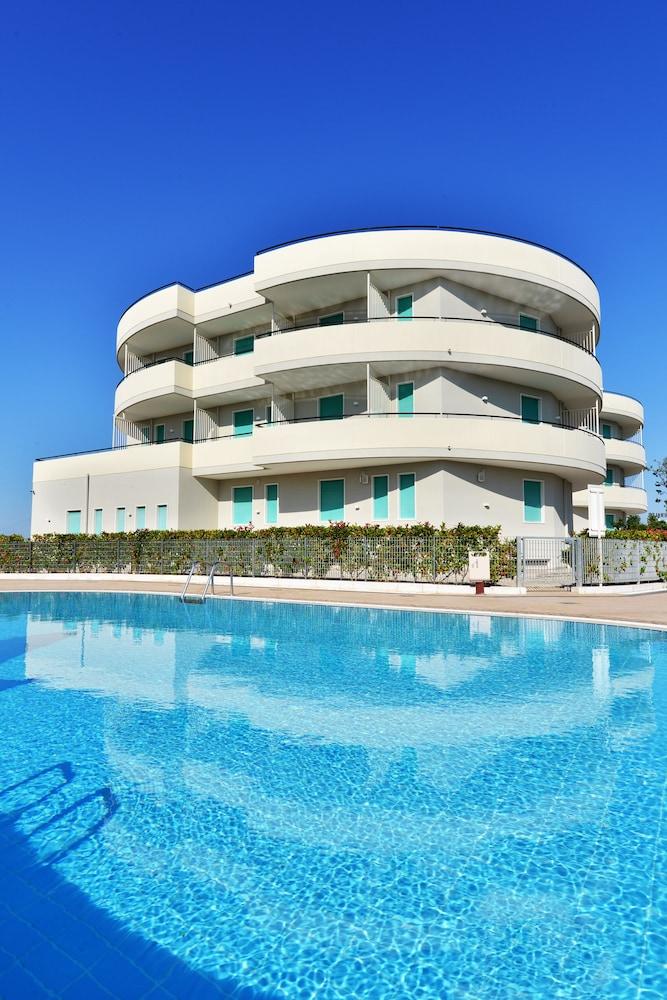 Hotel Lo Smeraldo Cisternino Zewnętrze zdjęcie
